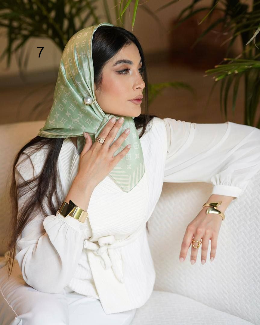 مینی اسکارف ابریشم مام LV طرح 7