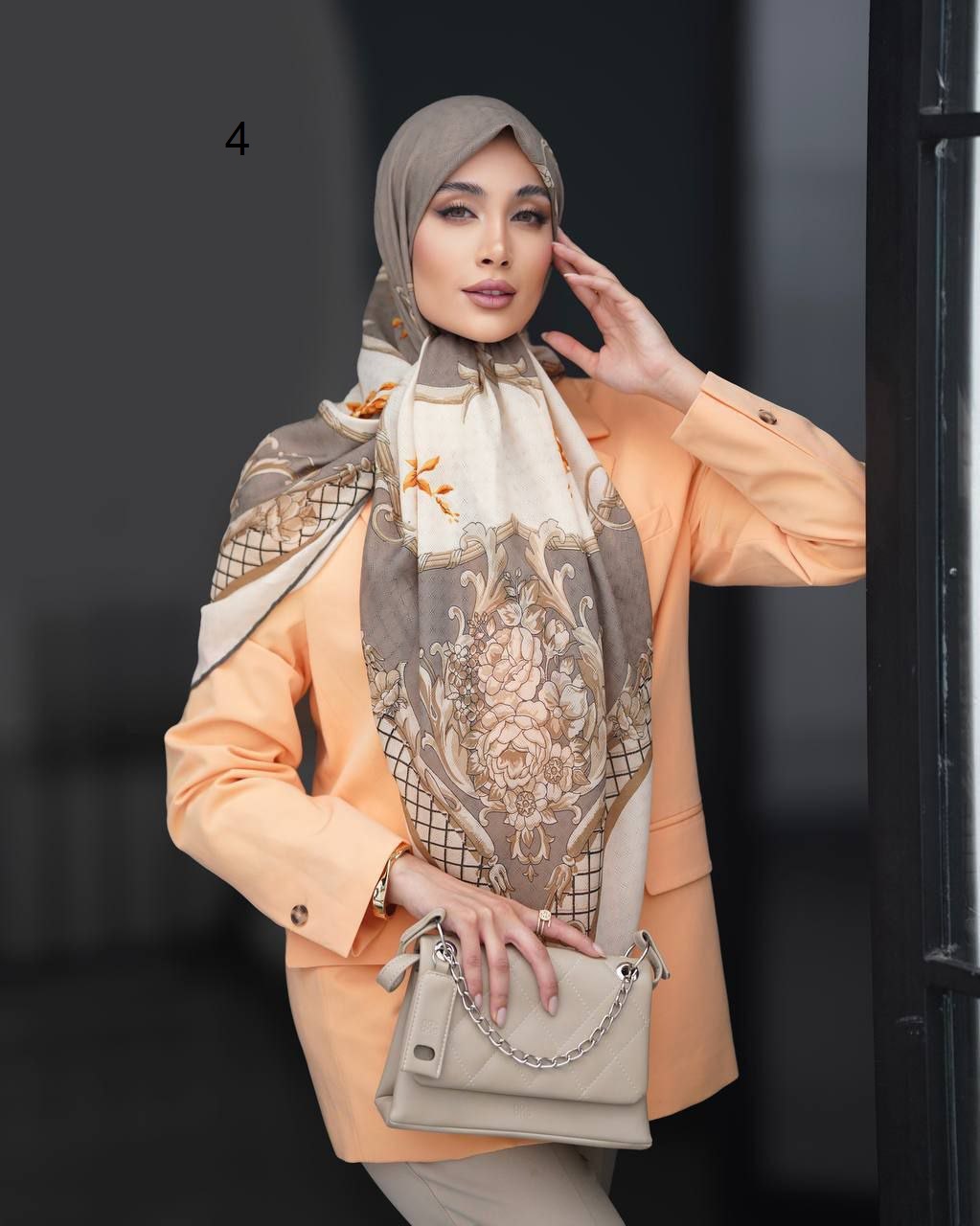 روسری حریر گارزا ژاکارد دست دوز طرح 4