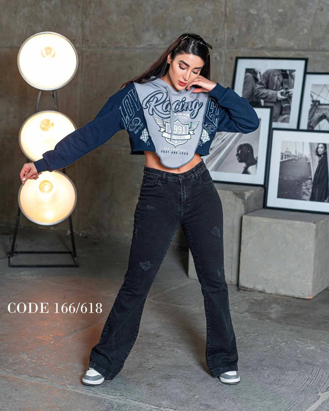 جین بوت کات سورمه ای