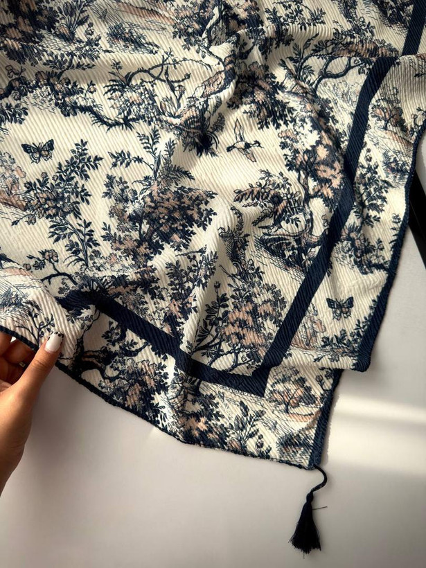 روسری پلیسه نخی پاییزه قواره140