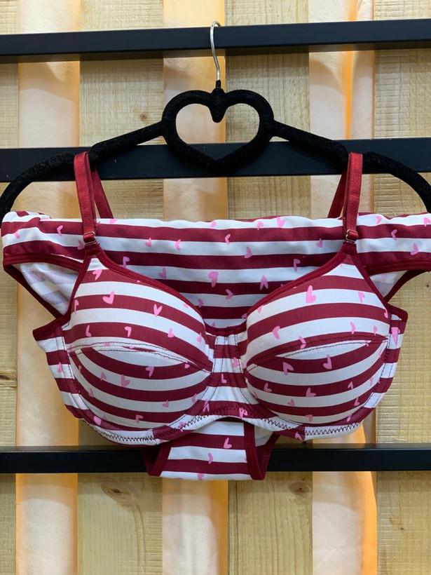 ست شورت و سوتین کاپدار نخی فنردار آنیت طرح راه راه درشت و قلب