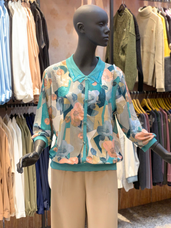 بلوز کریستال وارداتی یقه ب قواره بزرگ