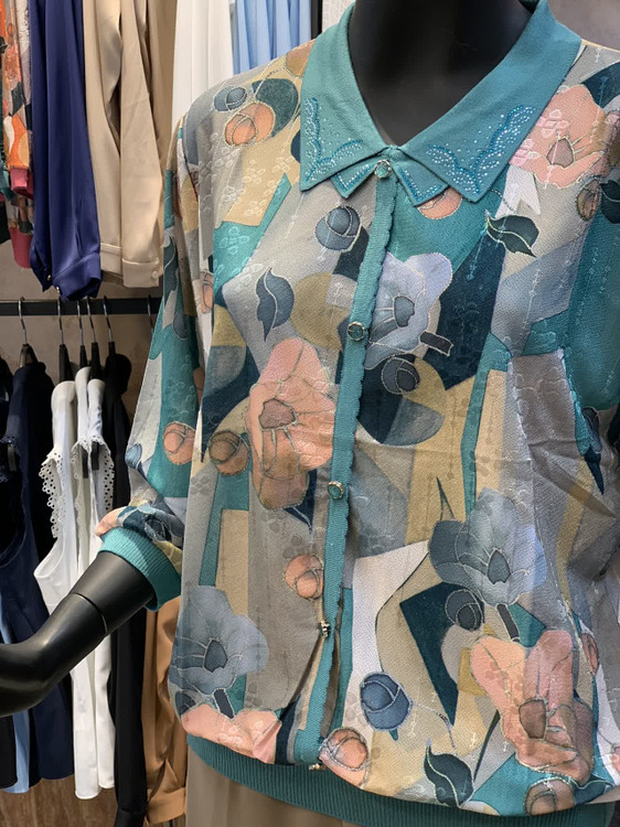 بلوز کریستال وارداتی یقه ب قواره بزرگ