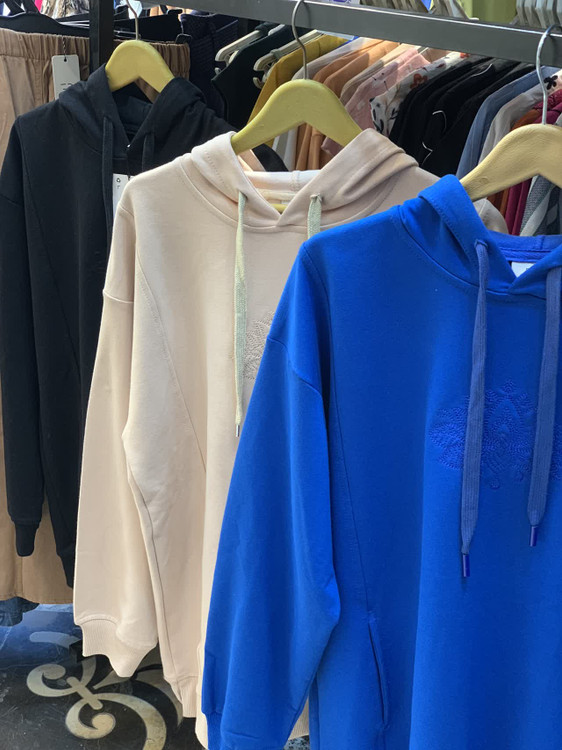 هودی دورس سه نخ جلو گلدوزی