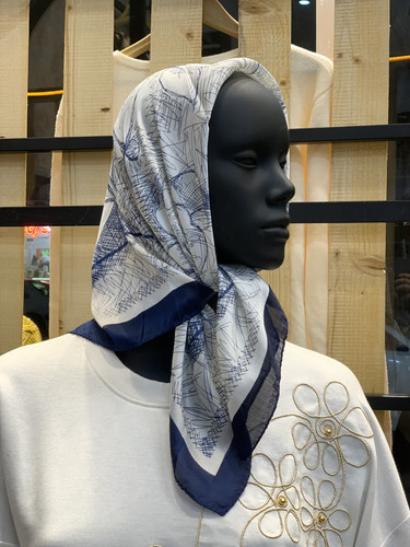 مینی اسکارف ابریشم مام طرح گل